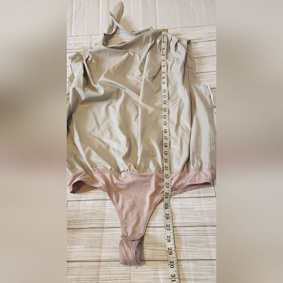 Amanda Uprichard Sleeveless Fabienne Faux Leather Bodysuit Dove Size M - Picture 6 of 16